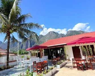 Vang Vieng Ruby Villa Hotel - 旺陽
