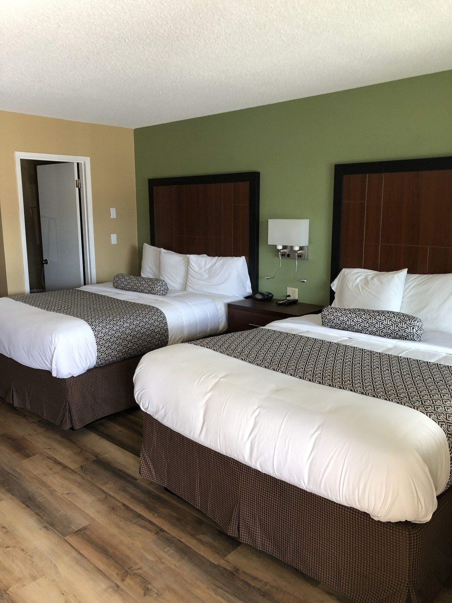 Knight's Inn Motel - Grants Pass