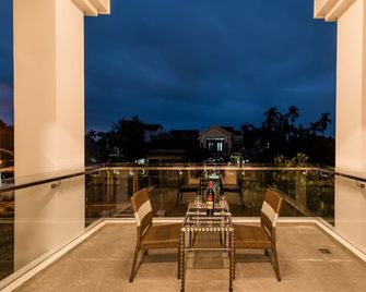 Chi Thanh Villa - Hoi An - Balcony
