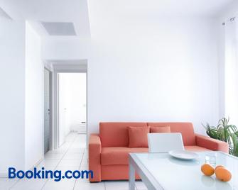 Vuelle Residence - Capo d'Orlando - Wohnzimmer