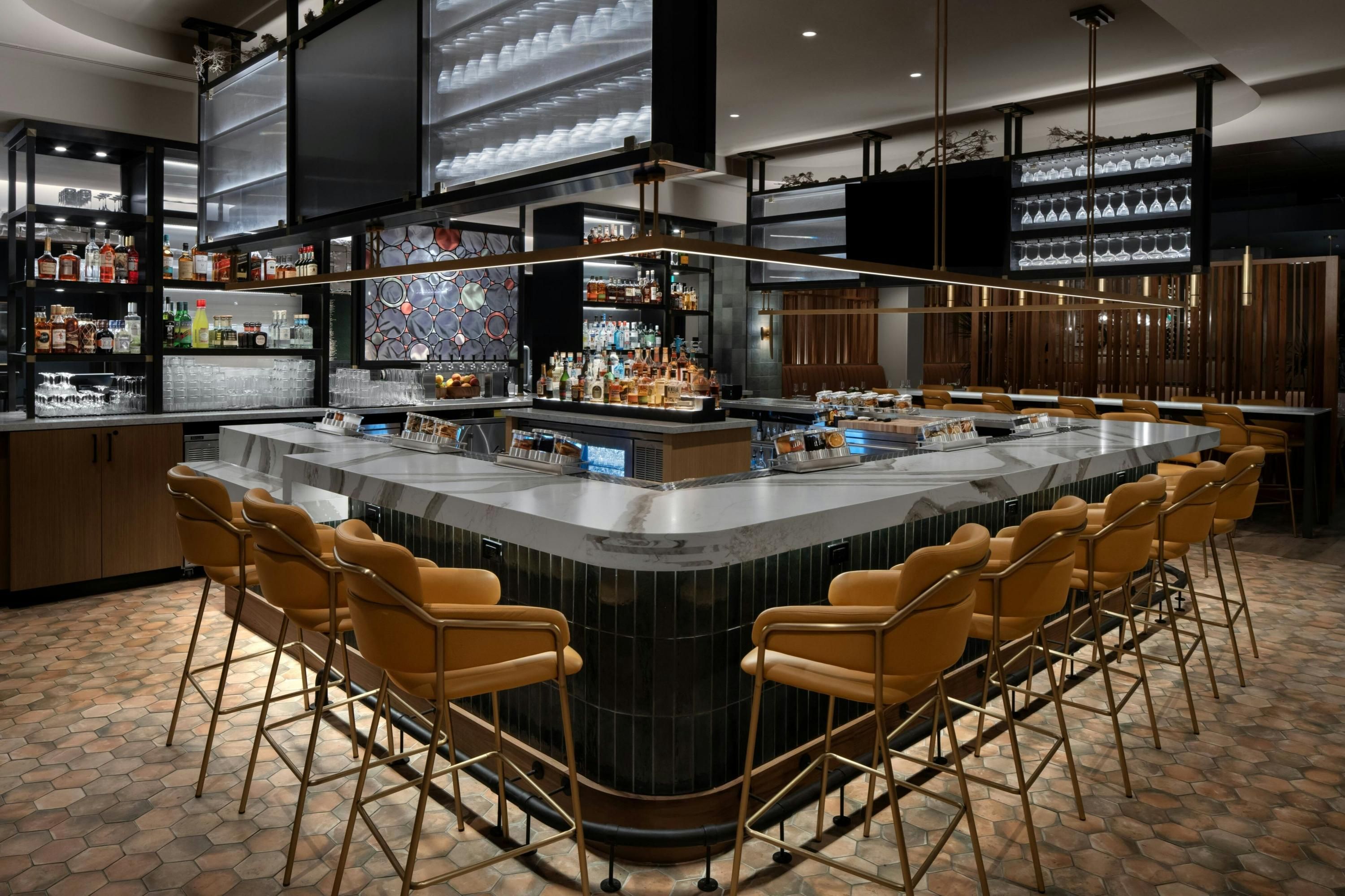 AC Hotels by Marriott Lansing University Area - Lansing - Bar