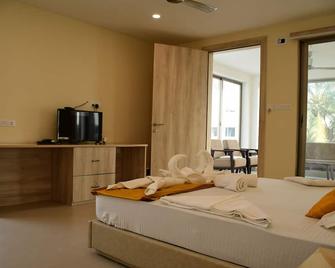 هوتل دولفين - ديغا - غرفة نوم