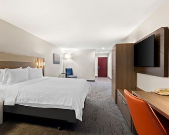Holiday Inn Express & Suites Perry By IHG - Perry - Schlafzimmer