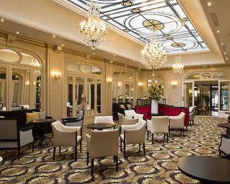 Hotel Saint Petersbourg Opera - París - Lobby