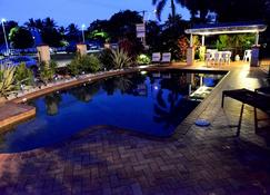 Waterfront Terraces - Cairns - Pool