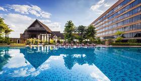 Lotus Hotel Pang Suan Kaew - Chiang Mai - Zwembad