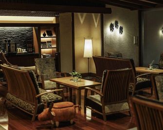 Morino Sumika - Kaga - Lounge