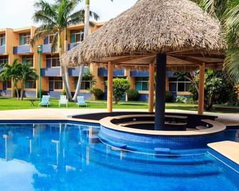 Hotel Calli - Santo Domingo Tehuantepec - Pool