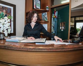 Hotel Valbrenta - Limena - Front desk