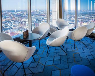 Courtyard by Marriott Katowice City Center - Katowice - Lounge