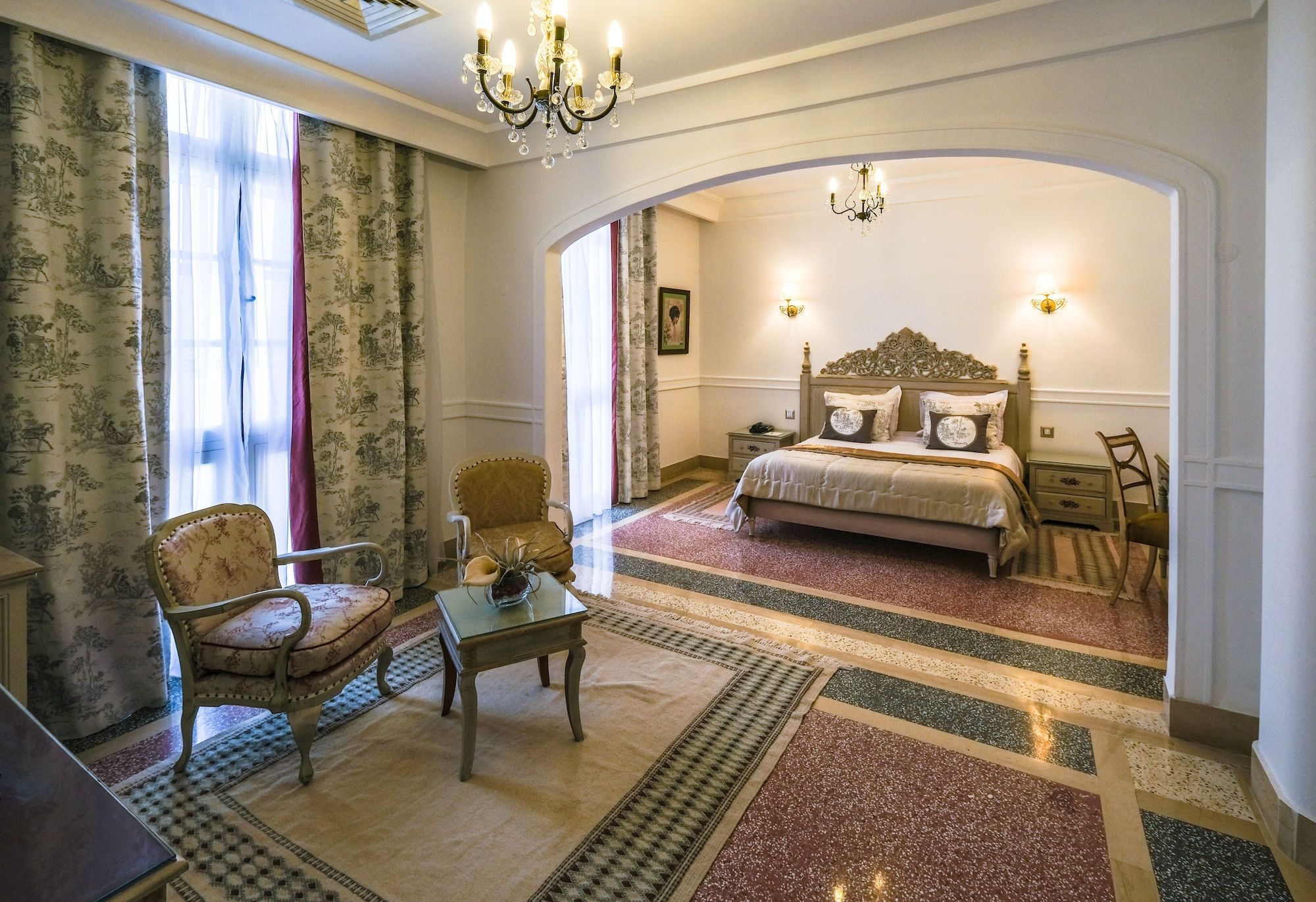 Majestic Hotel - טוניס
