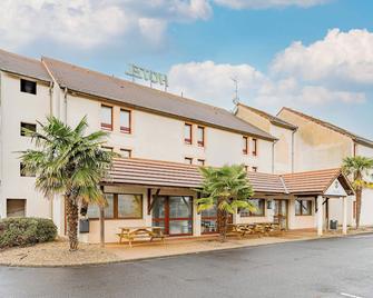 B&B HOTEL Chatellerault - Châtellerault - Edificio