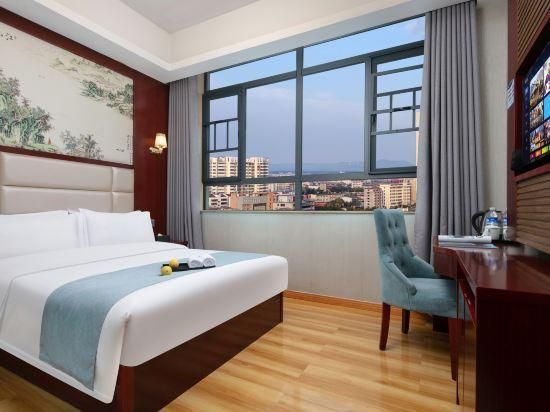 Wansheng Business Hotel - تشانغشا - غرفة نوم