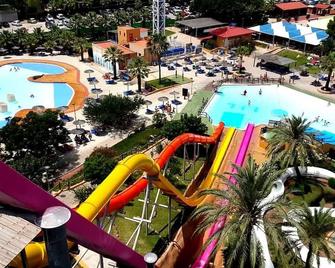 2 Bed Apt, Golf Course Facing, Private Solarium, Quiet, Beach & Sun - Villamartin - Pool