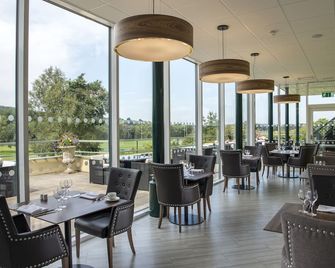 Vale Resort - Cardiff - Restaurante