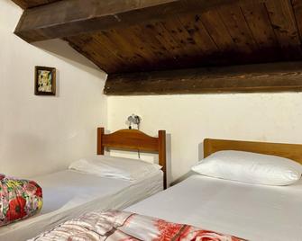 Albergo Ristorante Ca Di Veroli - Bagno Di Romagna - Habitación