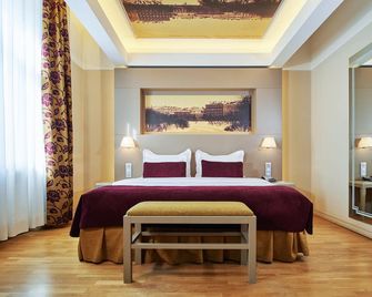 Opera Hotel - Riika - Makuuhuone