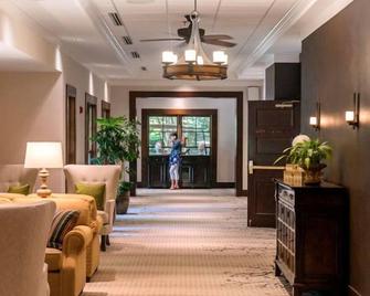 Brasstown Valley Resort & Spa - Young Harris - Lobby