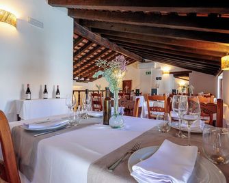 Tugasa Castillo De Castellar - Castellar de la Frontera - Ristorante