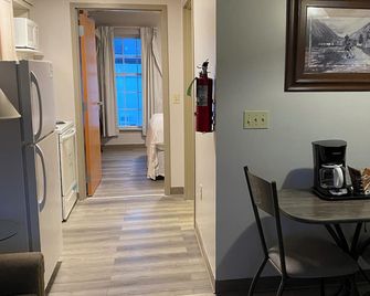 All Suites Inn Budget Host - Lewisburg - Dining room