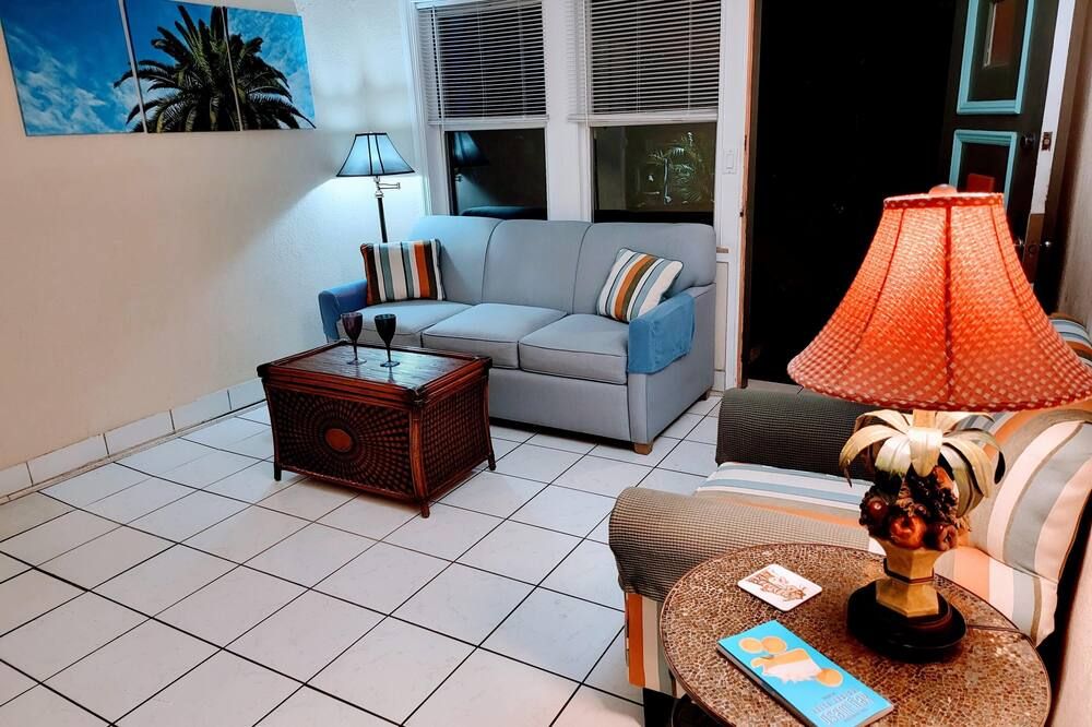 Suite Dreams Inn by the Beach - קי ווסט - סלון