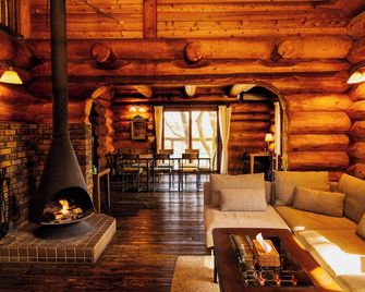 رينيست - كوبي - غرفة معيشة