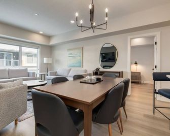 'Mountain Retreat' 2 Bdrm - Both King Beds! - Dead Man's Flats - Comedor