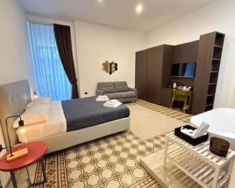 La Piazza Suite - Nápoles - Quarto