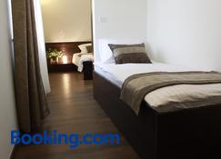 Smrekarjeva Domacija - Prestranek - Bedroom