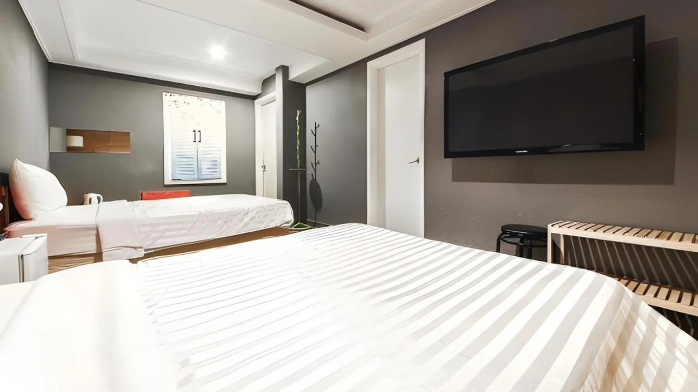 Hotel Biz Jongro Insadong