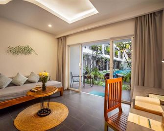 ريفرسول بوتيك - سيم ريب - غرفة معيشة