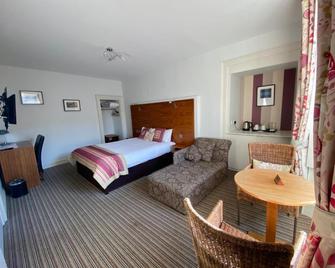 County Hotel - Selkirk - Спальня