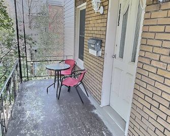 Chez Agathe - cozy apartment - קוויבק סיטי - מרפסת