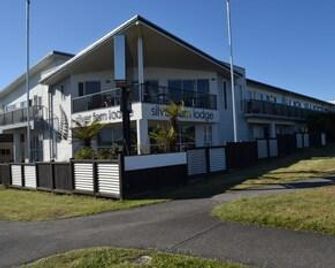 Silver Fern Taupo Backpackers - טאופו - בניין
