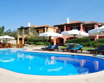 Nymfes Villas - Porto Cheli - Pool