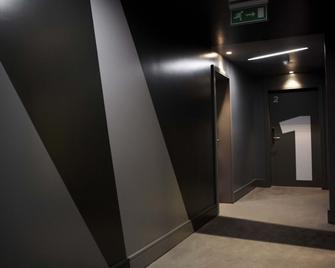 The Whitechapel - London - Hallway