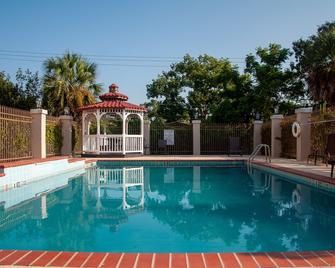 Kemah Edgewater Hotel, SureStay Collection by Best Western - Seabrook - Pool
