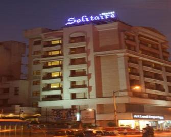 Solitaire Hotel - Mumbai - Edifício
