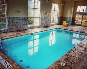 Motel 6-London, On - Ontario - London - Piscina
