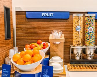 Holiday Inn Express & Suites Goshen By IHG - Goshen - Restaurante