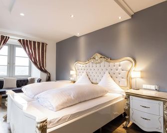 Eventlocation & Hotel Schloss Neuburg - Obrigheim (Baden)