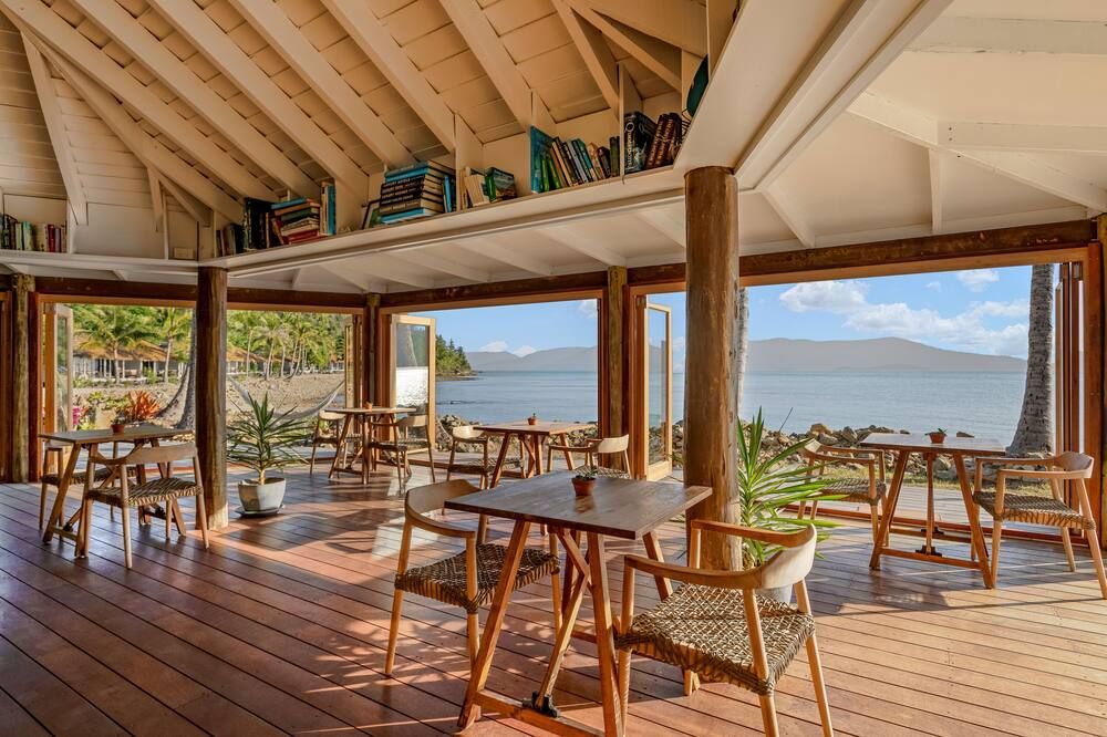 Elysian Luxury Eco Island Retreat - Long Island - Restaurant
