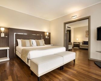 Ramada Plaza by Wyndham Milano - Milano - Camera da letto