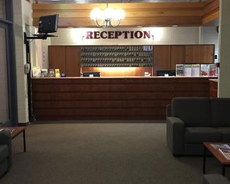 Opal Inn Hotel, Motel, Caravan Park - Coober Pedy - Front desk