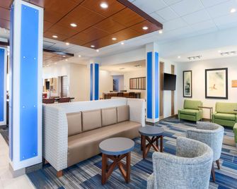 Holiday Inn Express & Suites Chicago O'hare Airport By IHG - דס פליינס - טרקלין