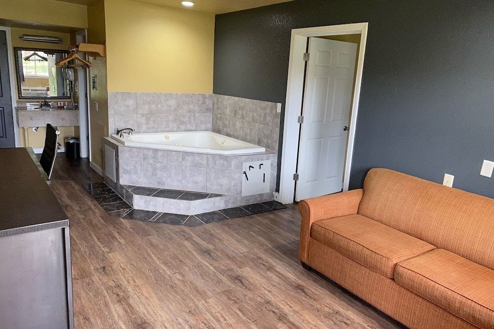Woodridge Inn and Suites - Miami