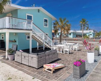Flamingo Inn - Fort Myers Beach