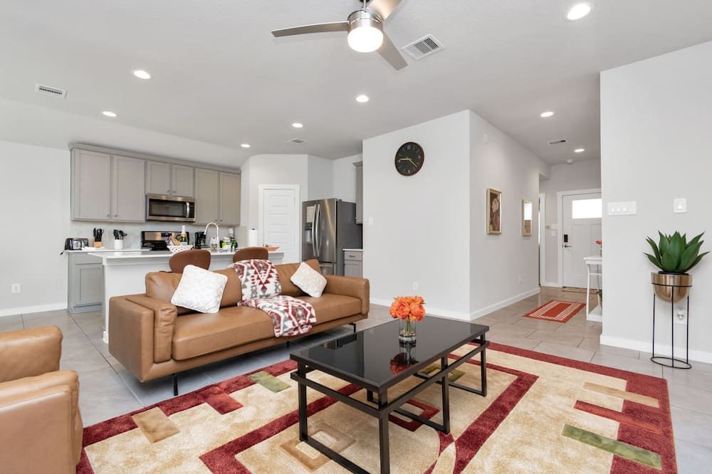 Rammies Home W/Pool Access