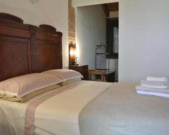 Il Ghiandolino - Imola - Schlafzimmer