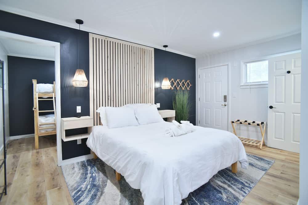 Showboat Hotel - Himrod